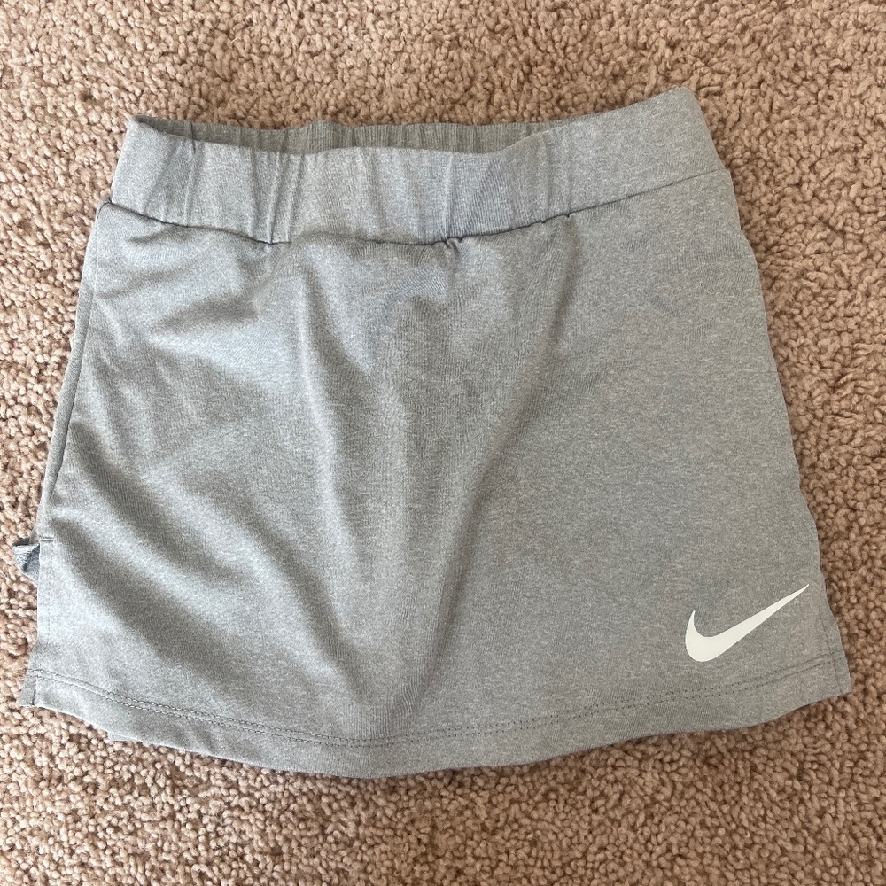 Nike Girl skort size 6x